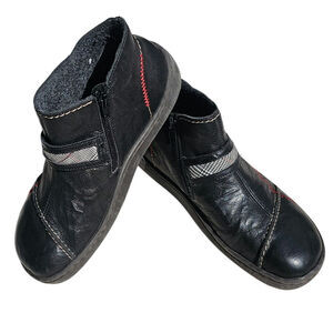 Rieker Black, Red Contrast Trim, Casual Ankle Boot Button Detail Zipper Size 39